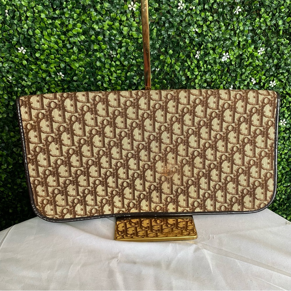 Carrie Bradshaw Iconic Dior‎ Clutch - Picture 7 of 16